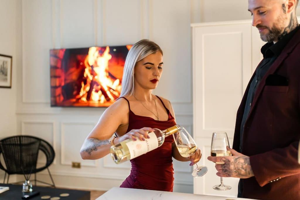 The Devonshire Suite - Your 5 Star West End Stay! Glasgow Buitenkant foto